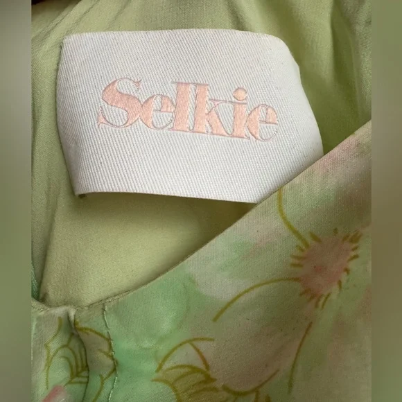 SELKIE - Light Green with Floral Print Maxi Dress Size XS - threedaughtersproperties.com SELKIE - Light Green with Floral Print Maxi Dress Size XS - threedaughtersproperties.com